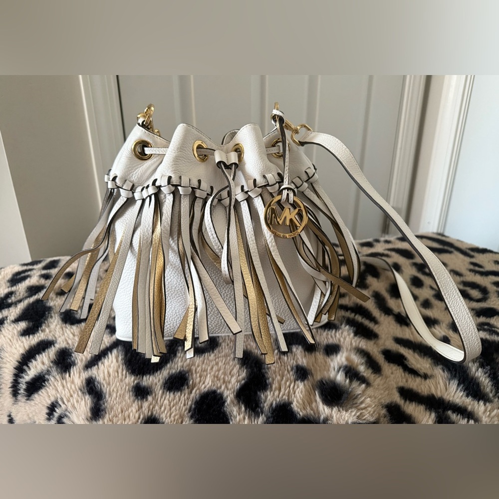 Michael Kors Fringe Crossbody ❤️SOLD❤️